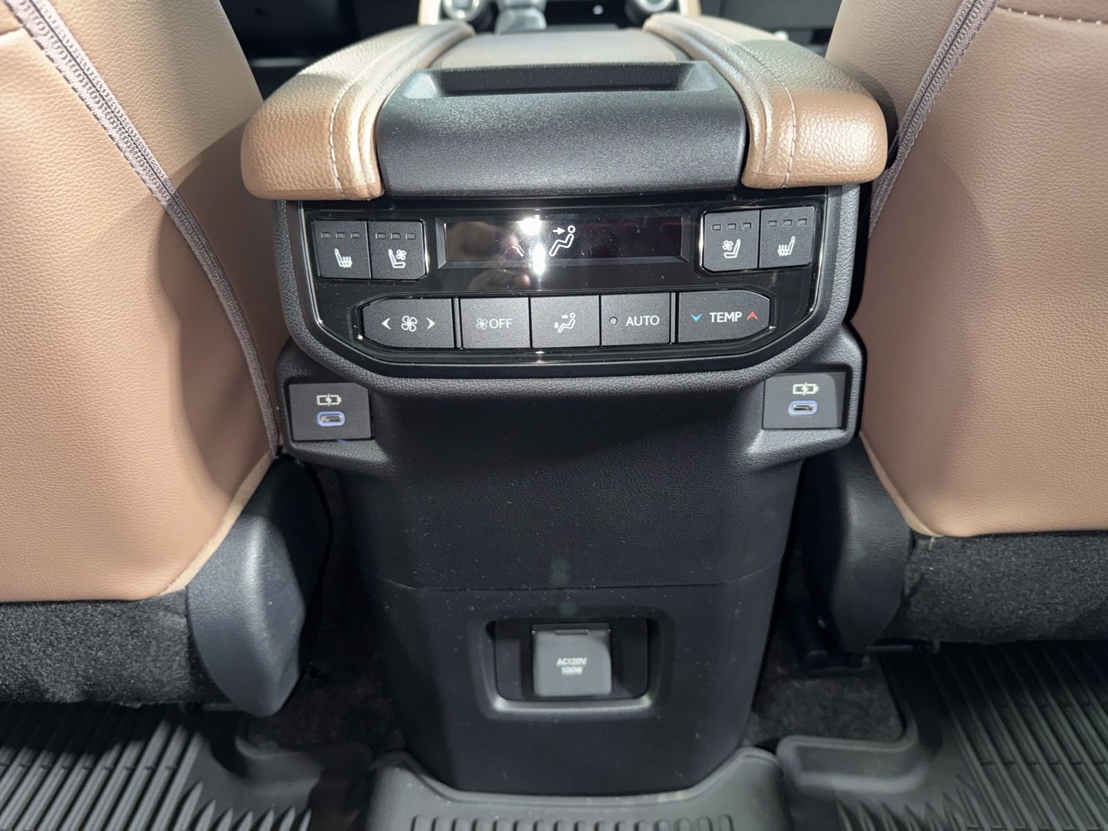 New 2026 Toyota Grand Highlander Platinum image 17