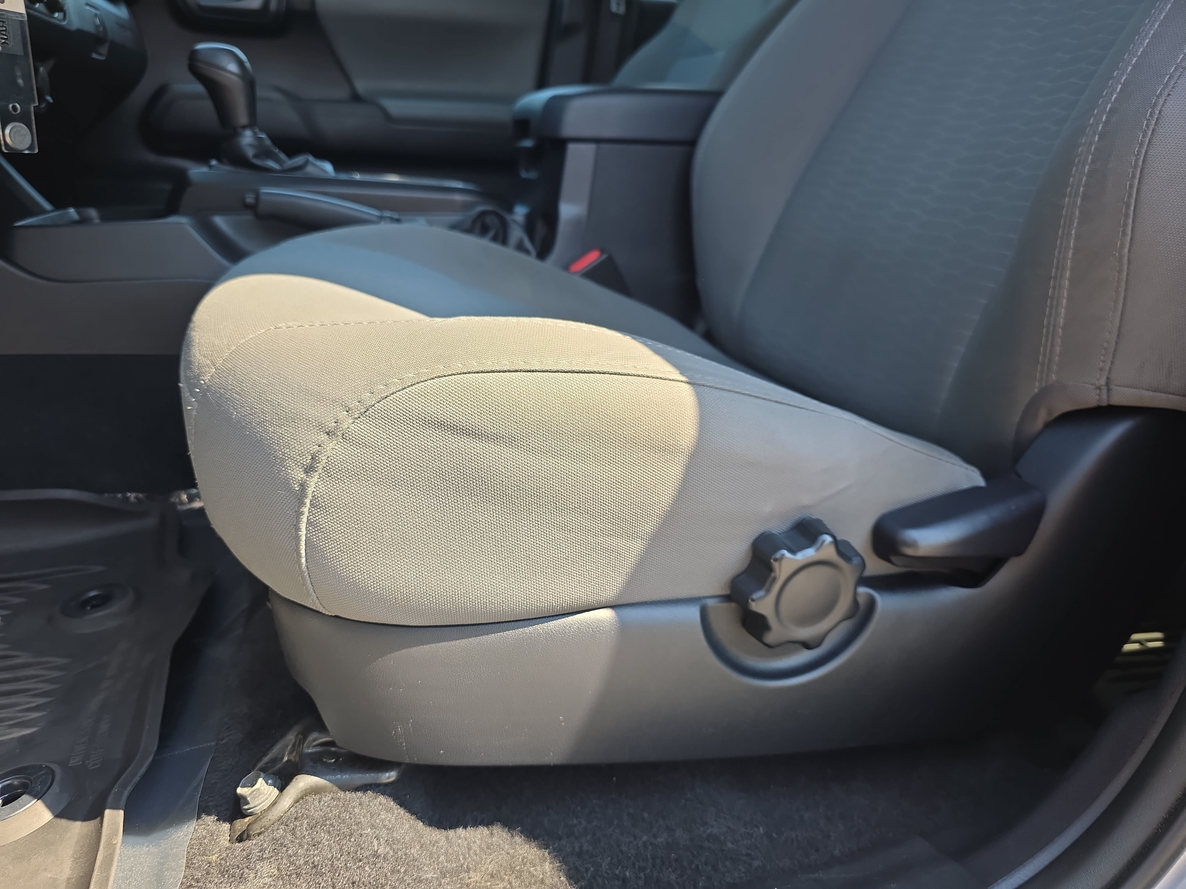 Used 2019 Toyota Tacoma SR w/ SR Convenience Package RWD image 26