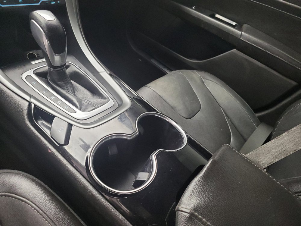 Used 2014 Ford Fusion Titanium FWD image 26