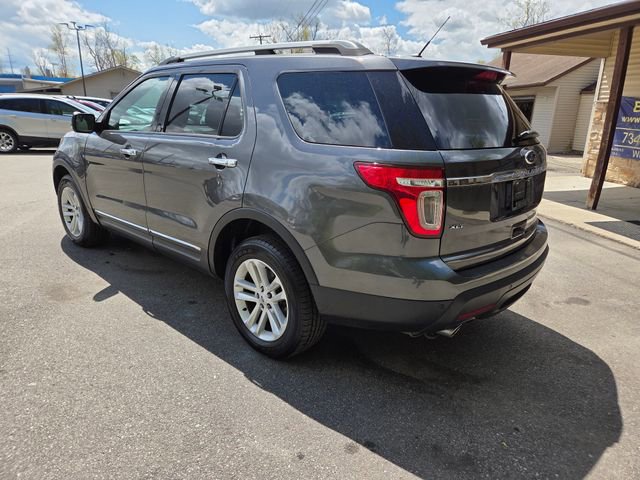 Used 2015 Ford Explorer XLT w/ Equipment Group 202B AWD/4WD image 4