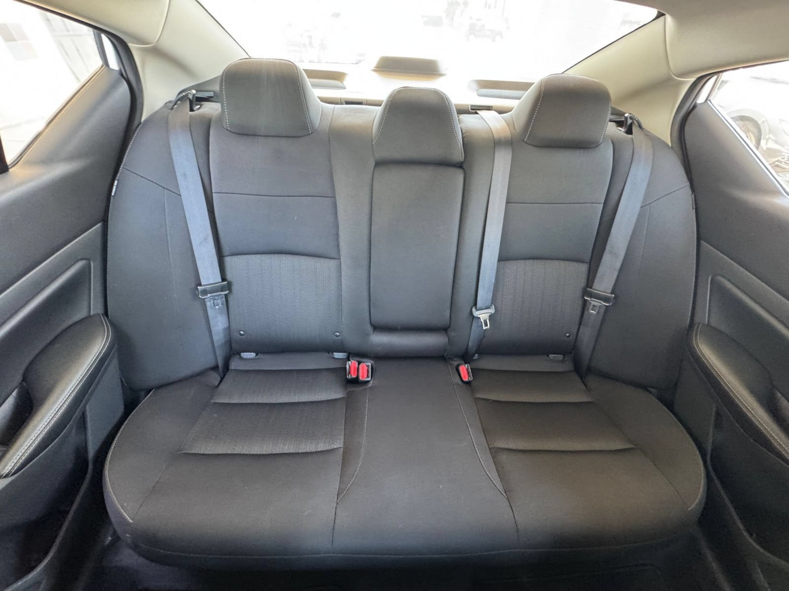Used 2025 Nissan Altima 2.5 SV FWD image 37