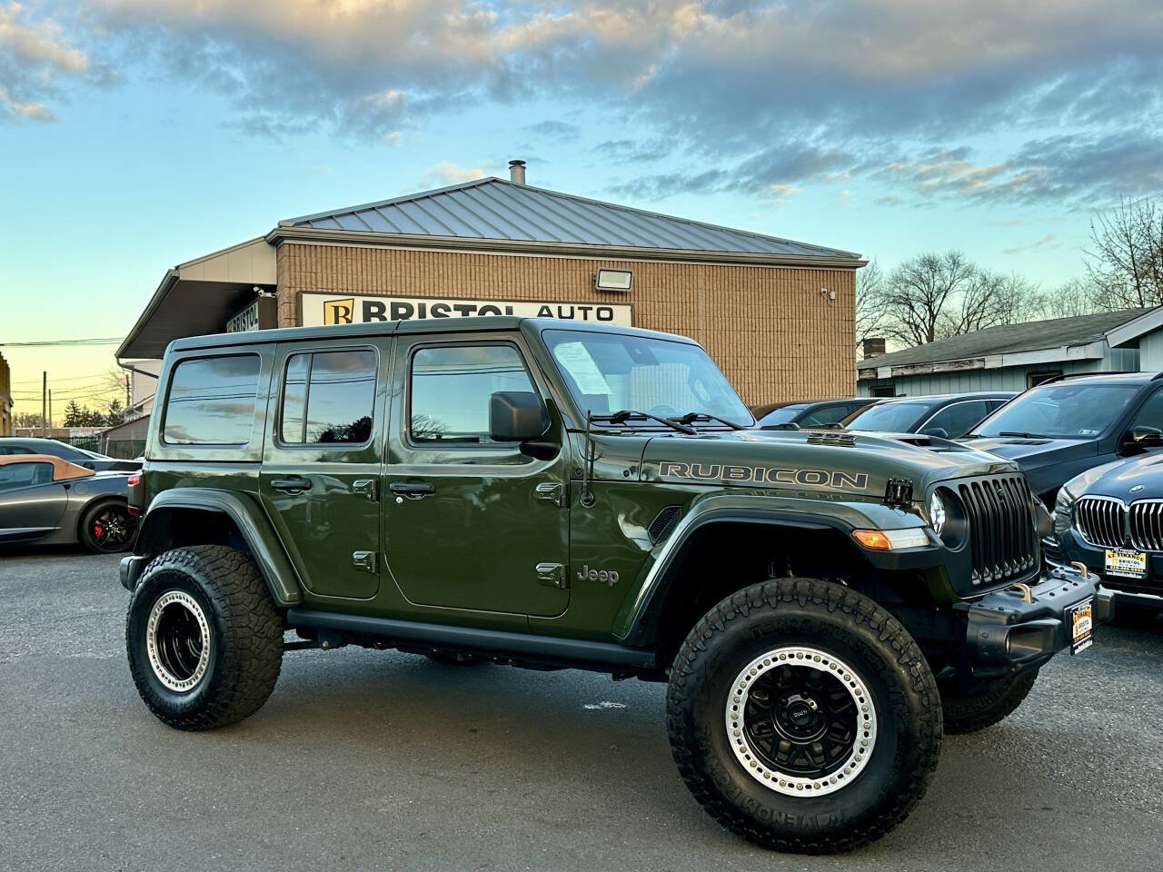 Used 2022 Jeep Wrangler Unlimited Rubicon w/ Trailer Tow Package image 40