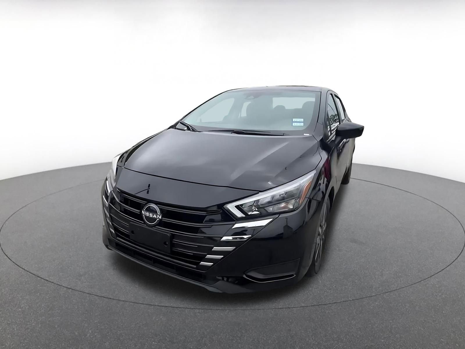 Used 2025 Nissan Versa SV FWD image 7