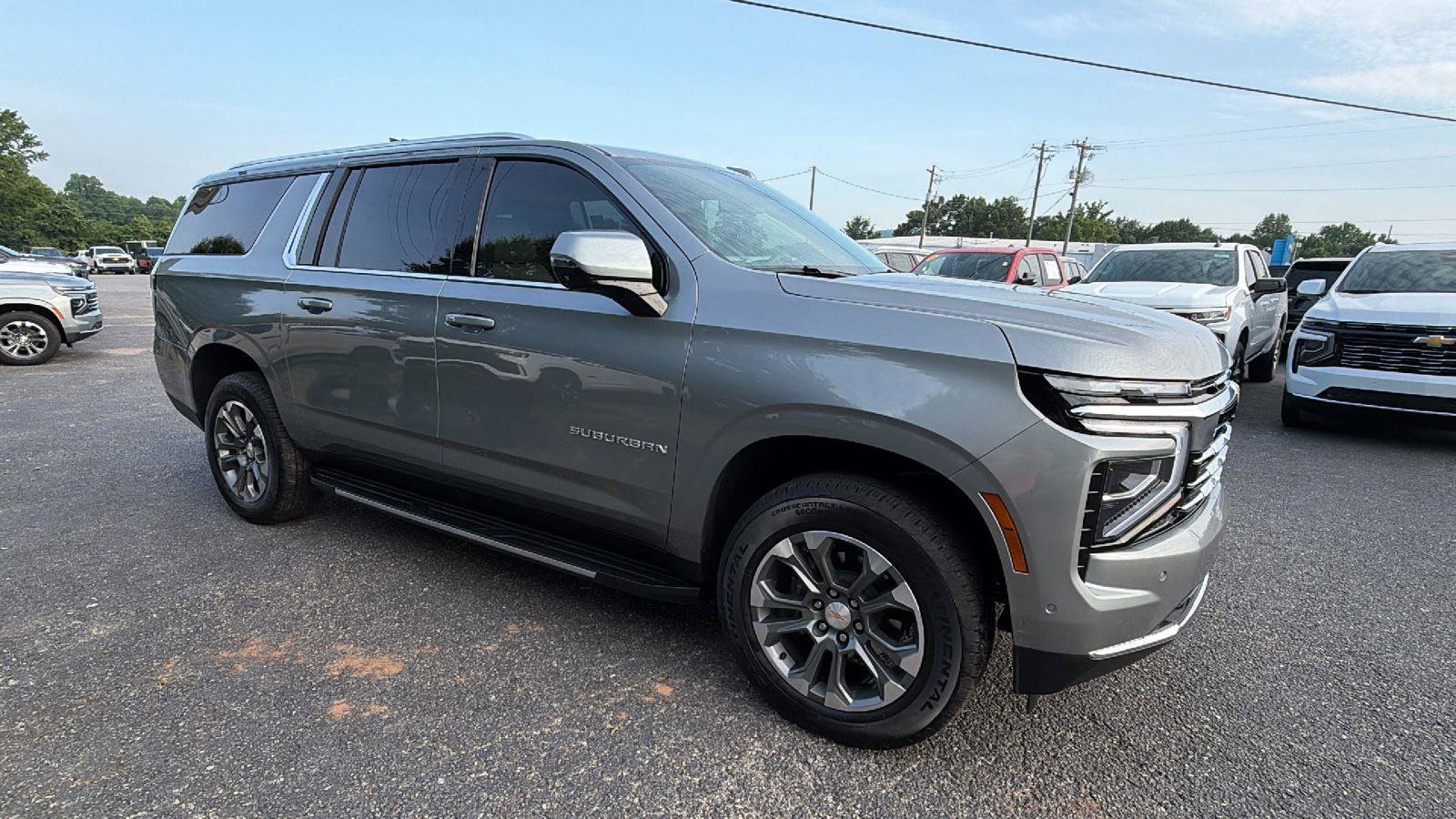New 2026 Chevrolet Suburban LT w/ Comfort Package AWD/4WD image 6