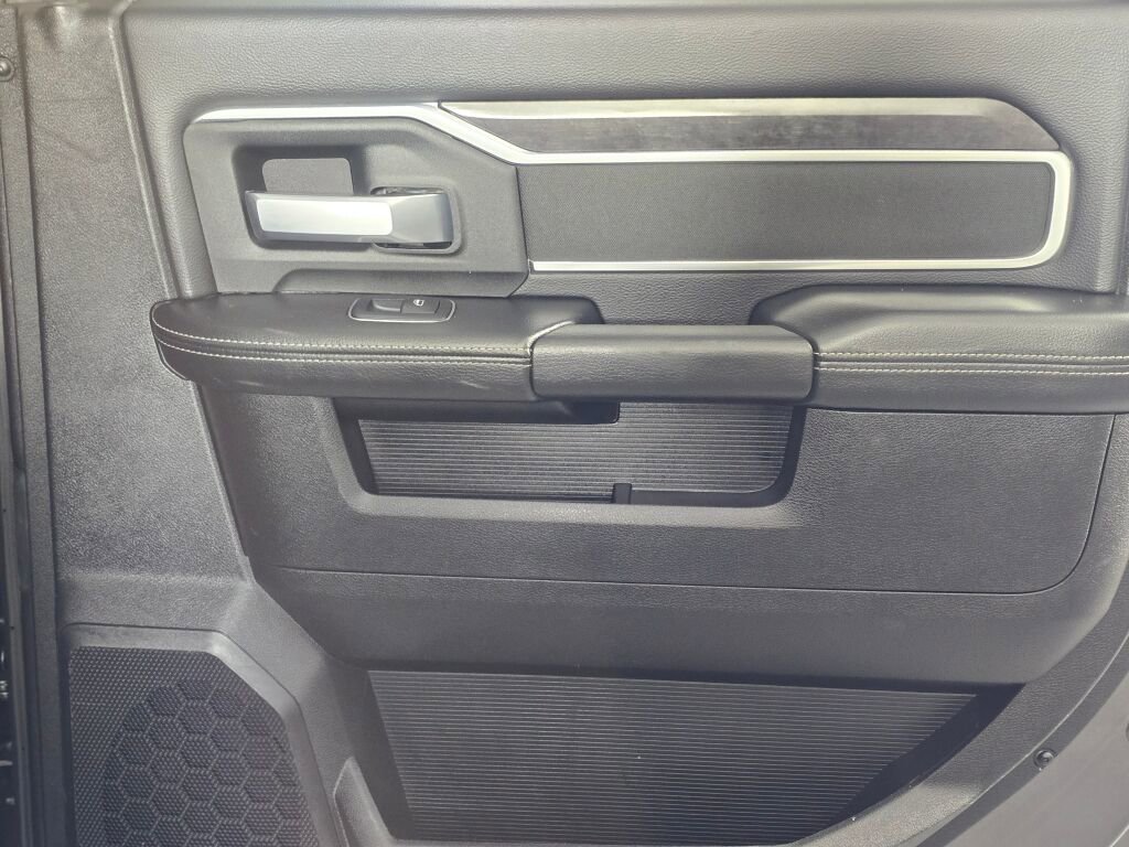 Used 2024 RAM 2500 Big Horn image 42