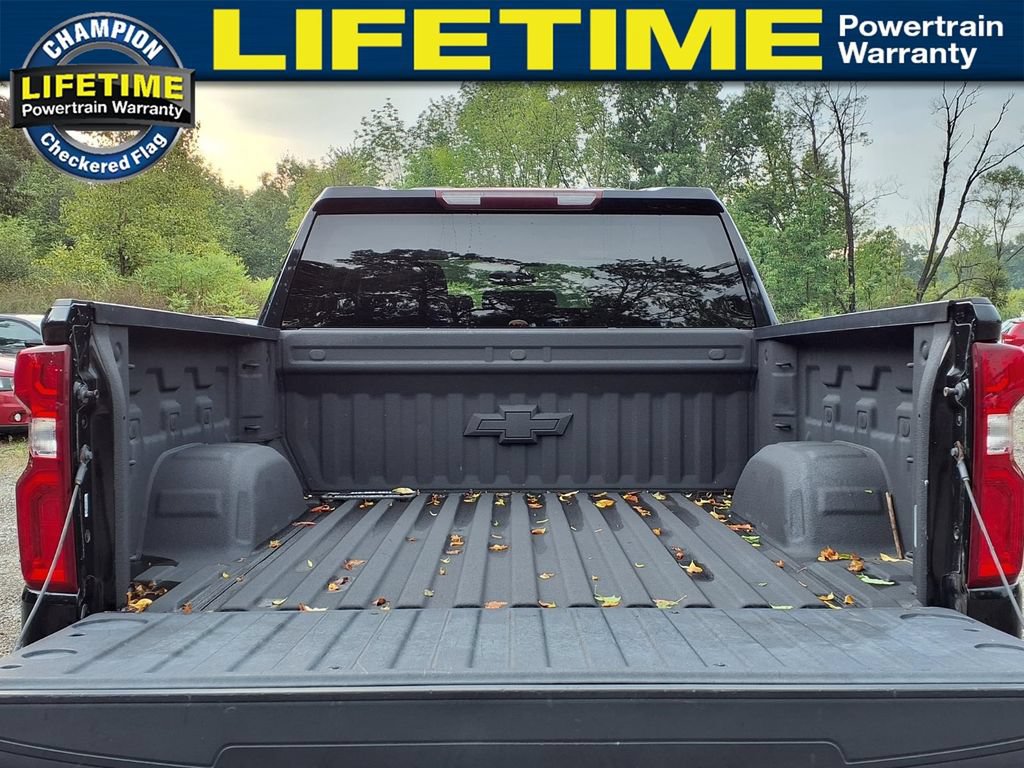 Used 2020 Chevrolet Silverado 1500 RST w/ Convenience Package AWD/4WD image 10