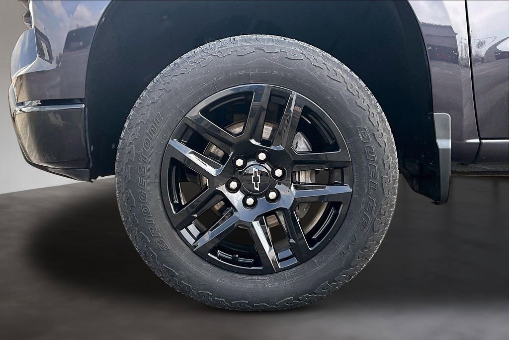 Used 2022 Chevrolet Silverado 1500 Custom Trail Boss AWD/4WD image 32