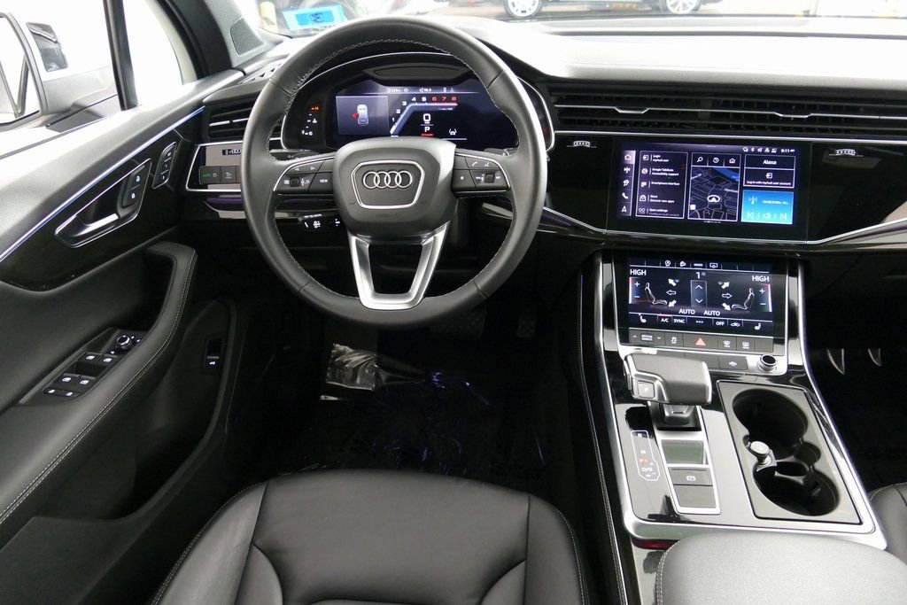 Used 2025 Audi Q7 3.0T Premium Plus AWD/4WD image 27