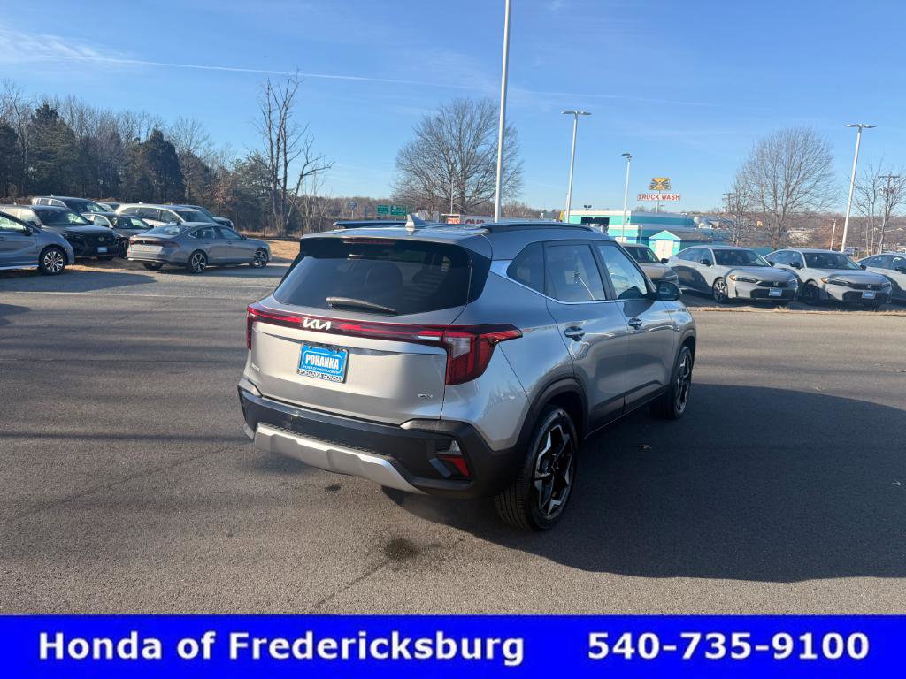 Used 2024 Kia Seltos EX image 6