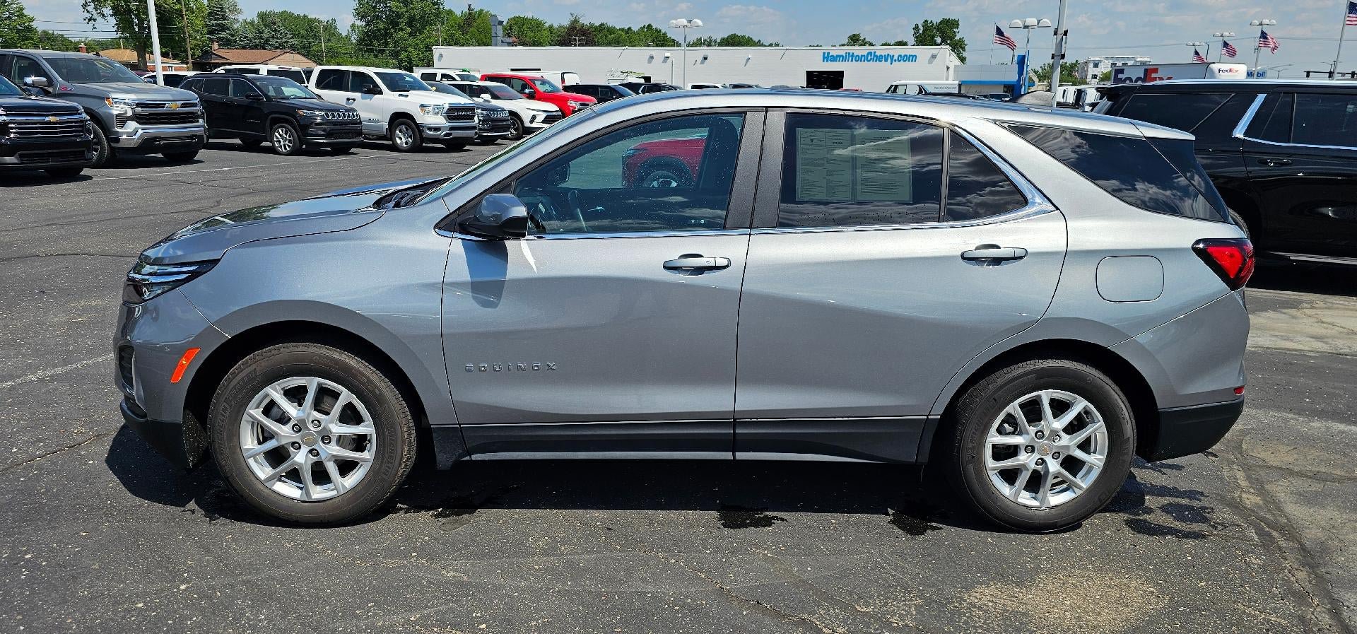 Used 2024 Chevrolet Equinox LT FWD image 4