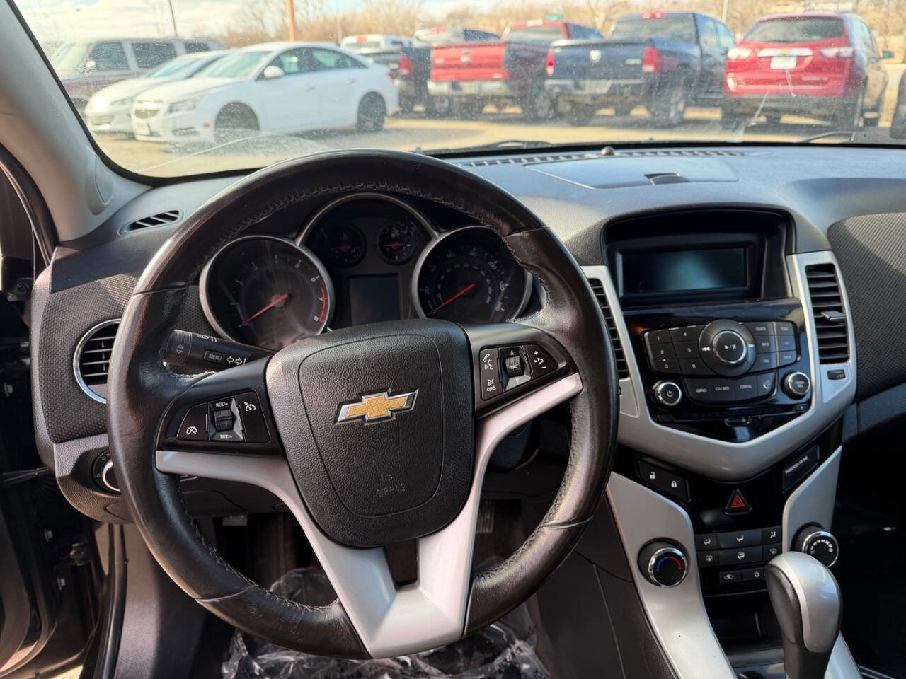 Used 2014 Chevrolet Cruze LT image 11