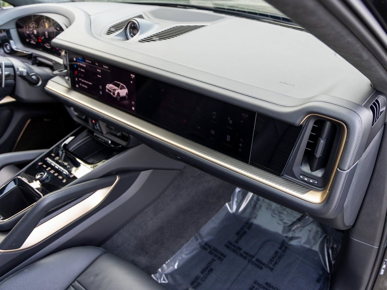 Certified 2025 Porsche Cayenne GTS image 58