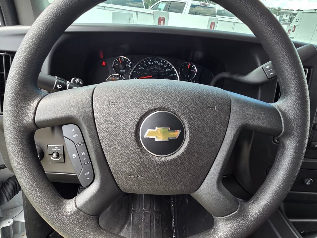 New 2026 Chevrolet Express 4500 w/ Power Convenience Package RWD image 8