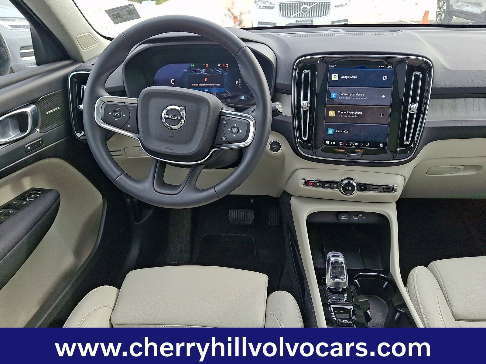 Certified 2025 Volvo XC40 B5 Ultra w/ Climate Package image 12