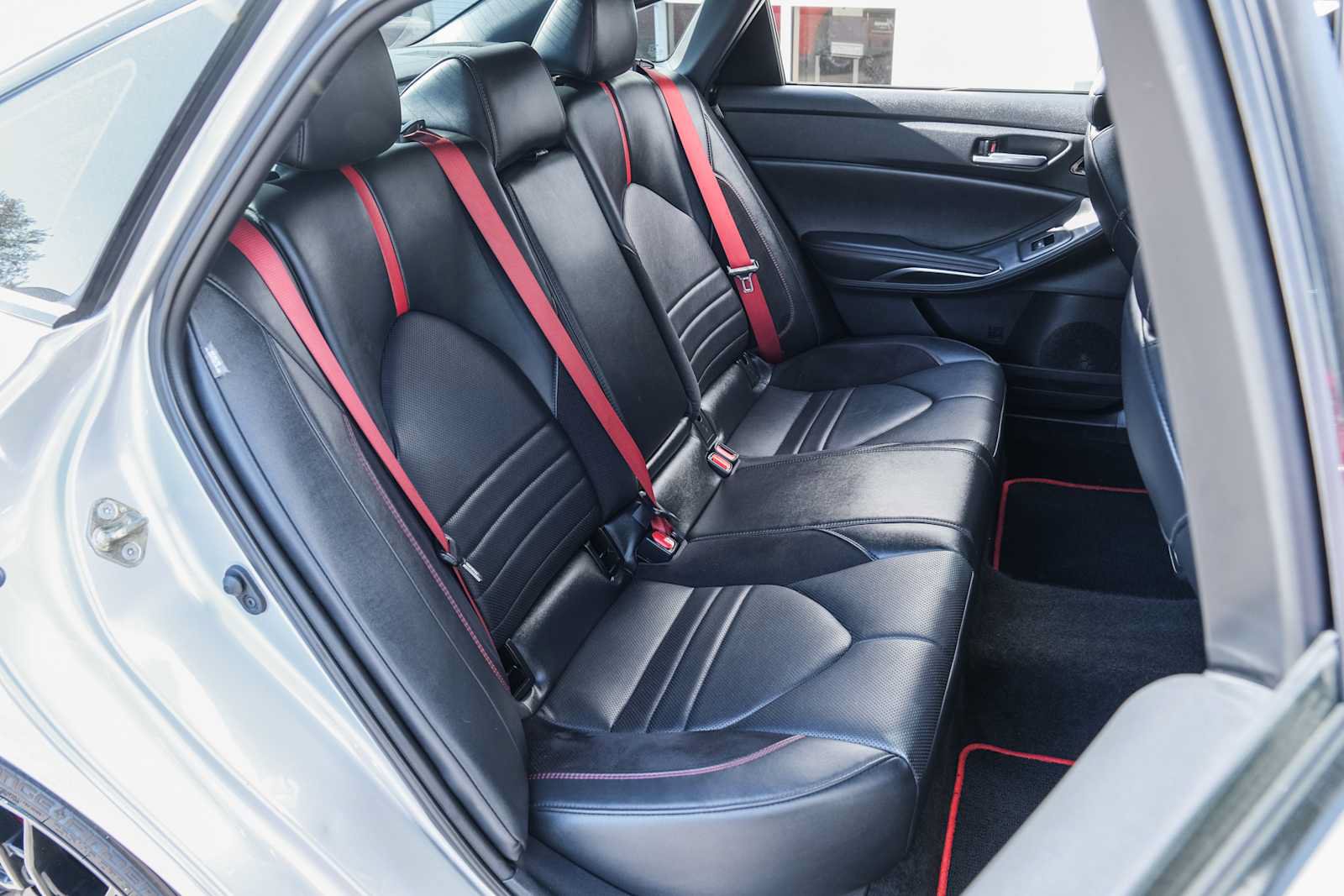 Used 2020 Toyota Avalon TRD FWD image 31