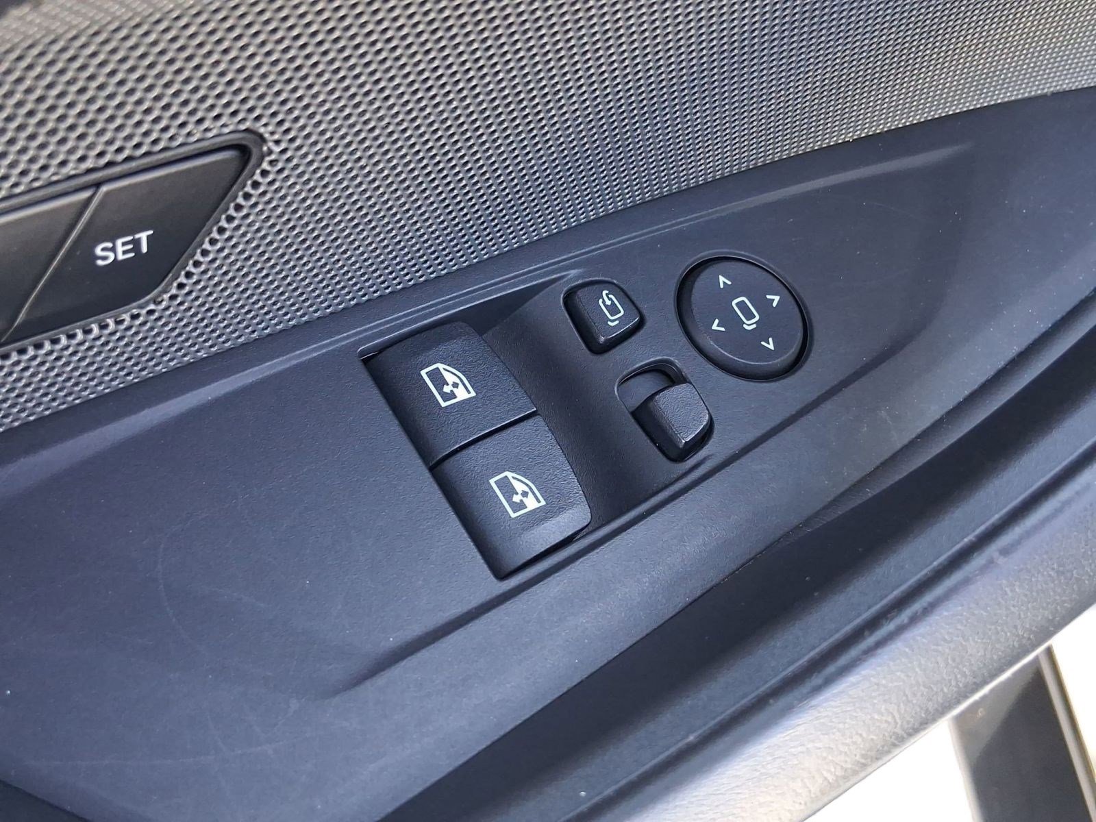 Used 2024 BMW M4 xDrive Competition image 19