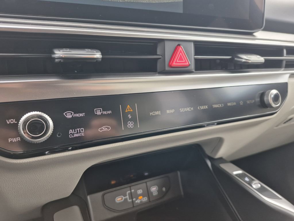New 2026 Kia Sorento X-Line EX image 22