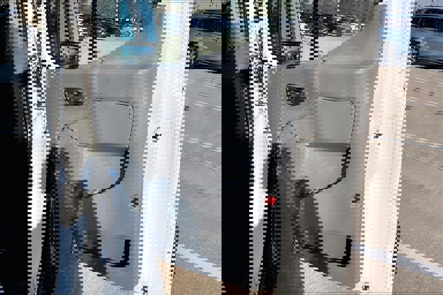 Used 2019 Ford Transit 350 XL image 21