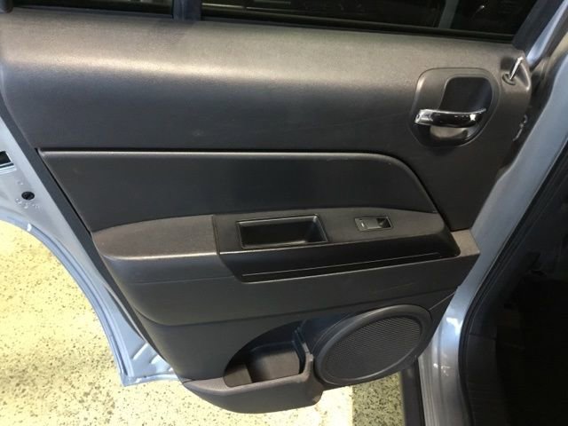 Used 2017 Jeep Patriot Sport image 36