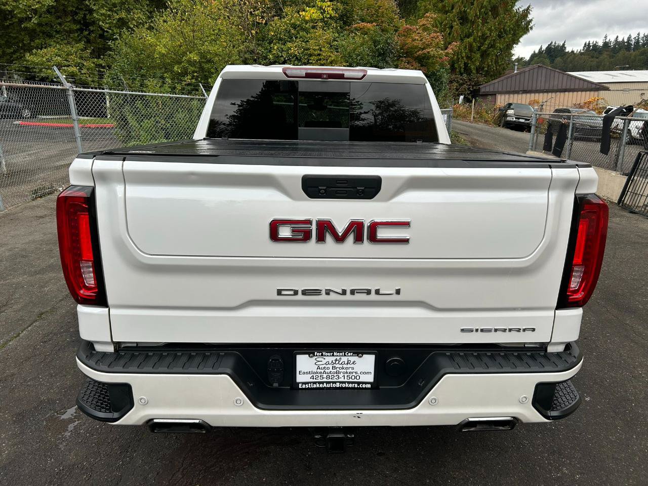 Used 2019 GMC Sierra 1500 Denali w/ Denali Ultimate Package AWD/4WD image 6