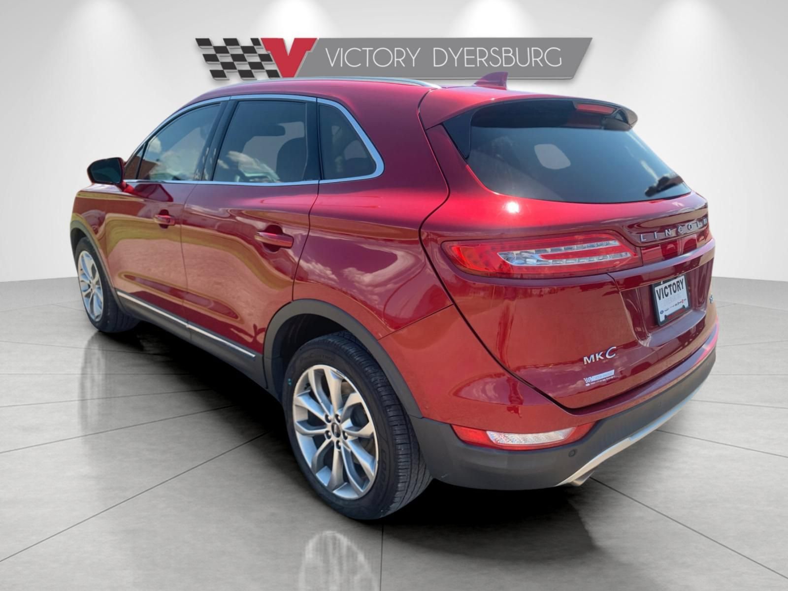Used 2018 Lincoln MKC Select w/ Select Plus Package AWD/4WD image 6