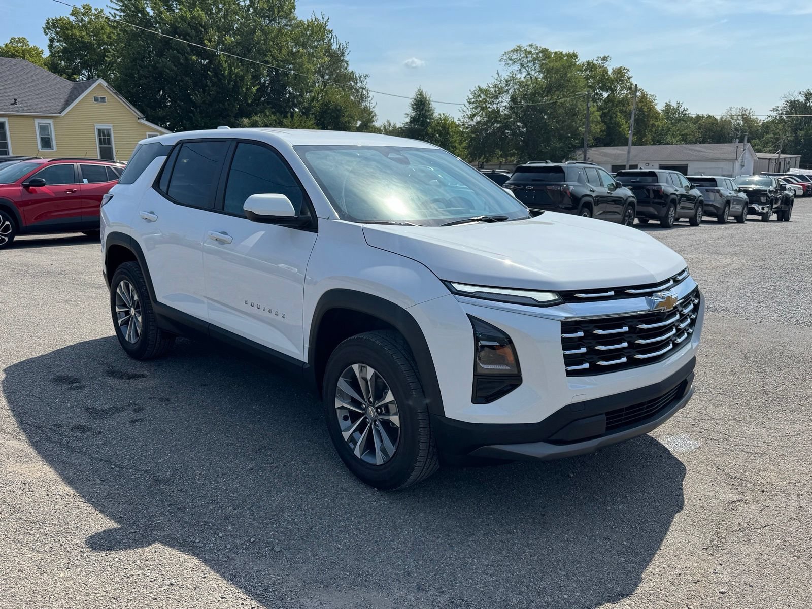 New 2027 Chevrolet Equinox LT FWD image 8