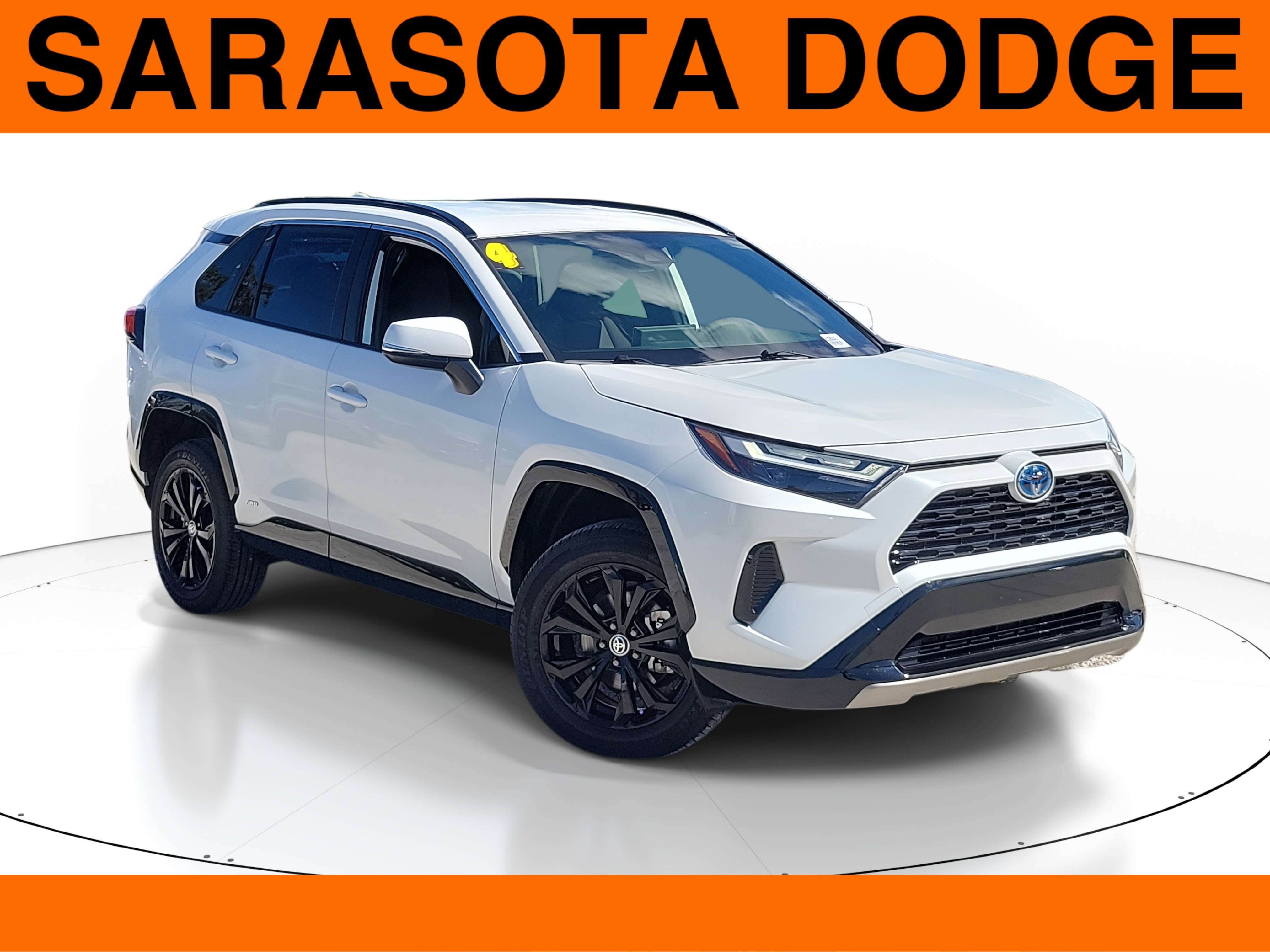 Used 2024 Toyota RAV4 SE