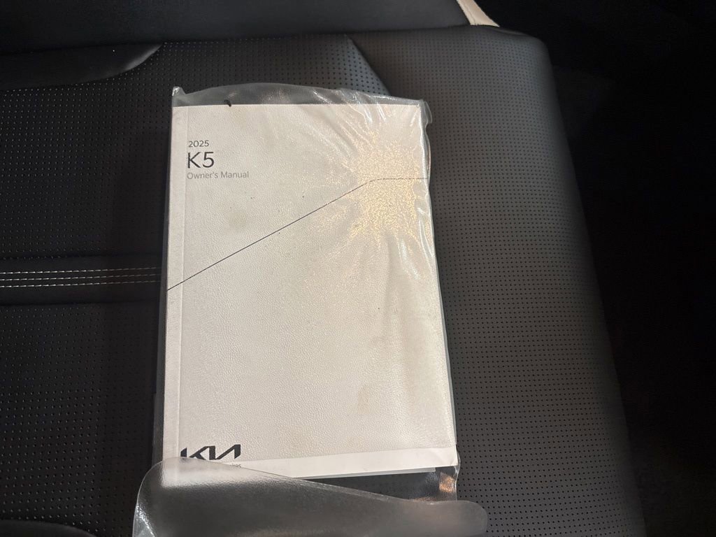 Used 2025 Kia K5 GT-Line image 32