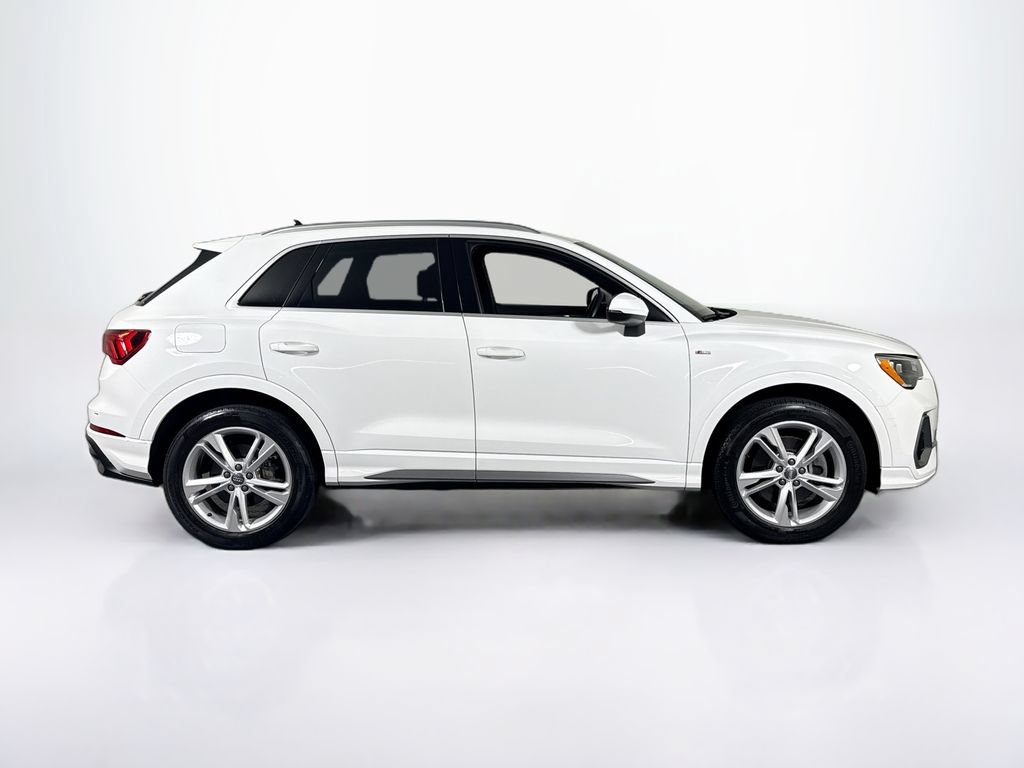 Used 2020 Audi Q3 2.0T Premium w/ Convenience Package AWD/4WD image 6