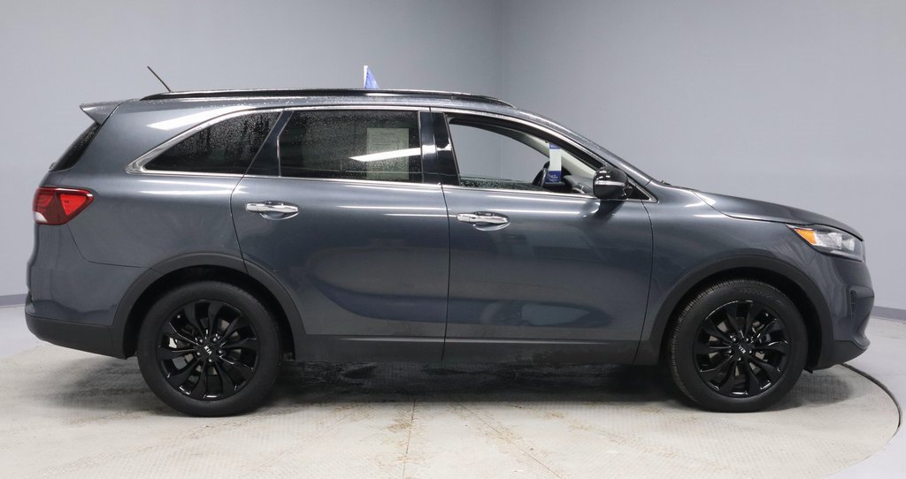 Used 2020 Kia Sorento S image 12