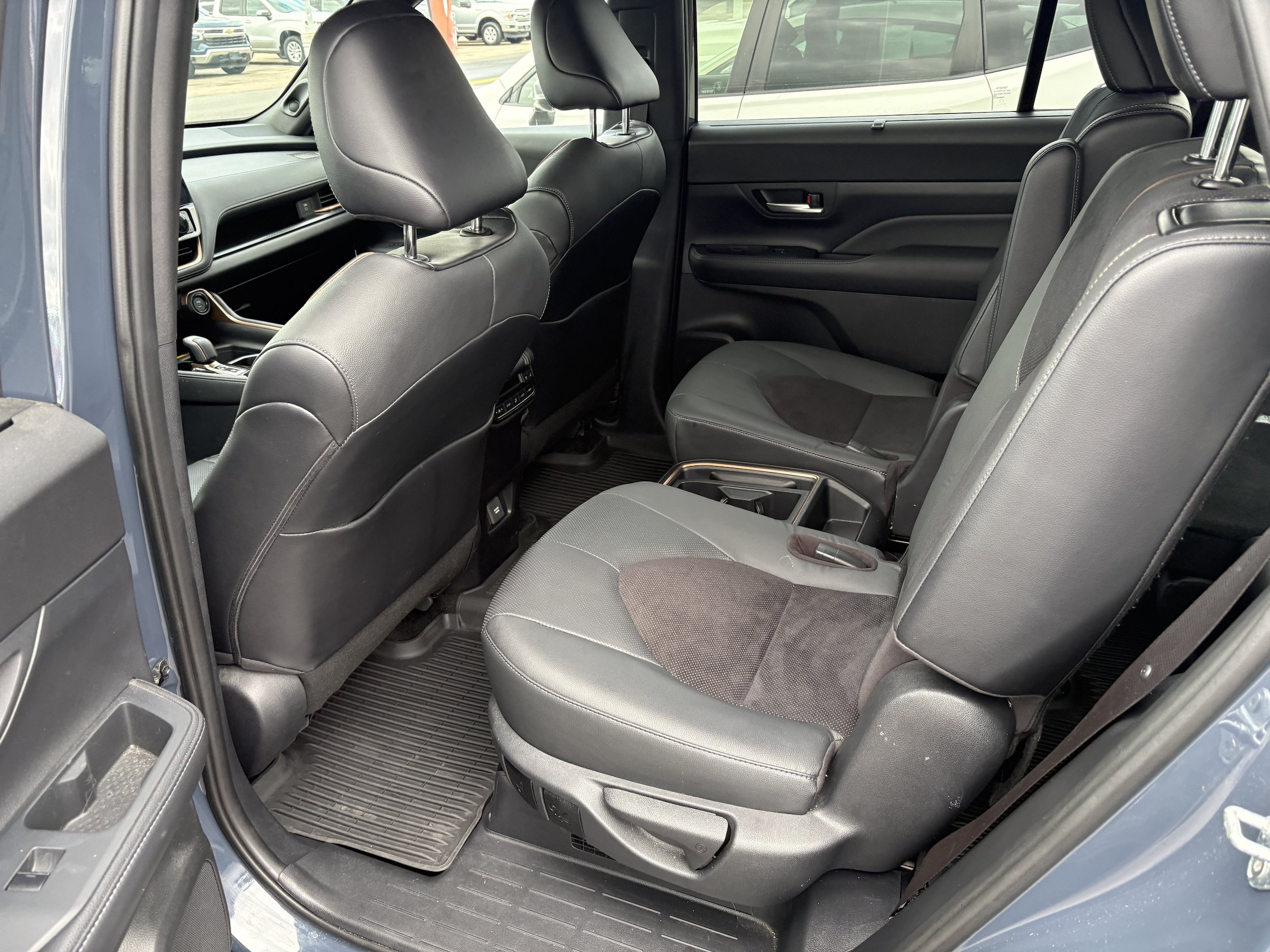 Used 2024 Toyota Grand Highlander AWD Hybrid image 7