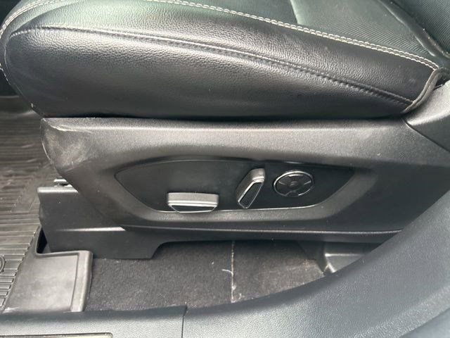 Used 2020 Ford Explorer ST w/ Premium Technology Package image 14