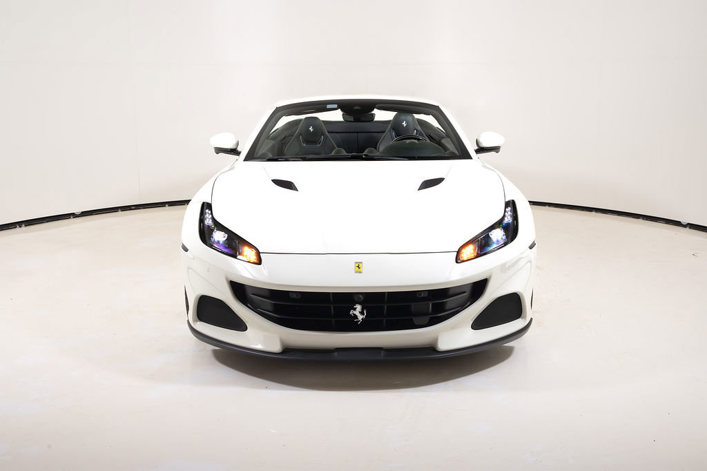 Certified 2022 Ferrari Portofino M RWD image 9