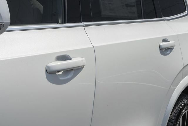 New 2026 Volvo XC90 T8 Plus w/ Protection Package Premier image 16
