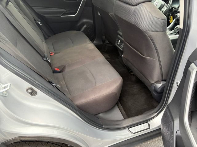Used 2025 Toyota RAV4 LE AWD/4WD image 10