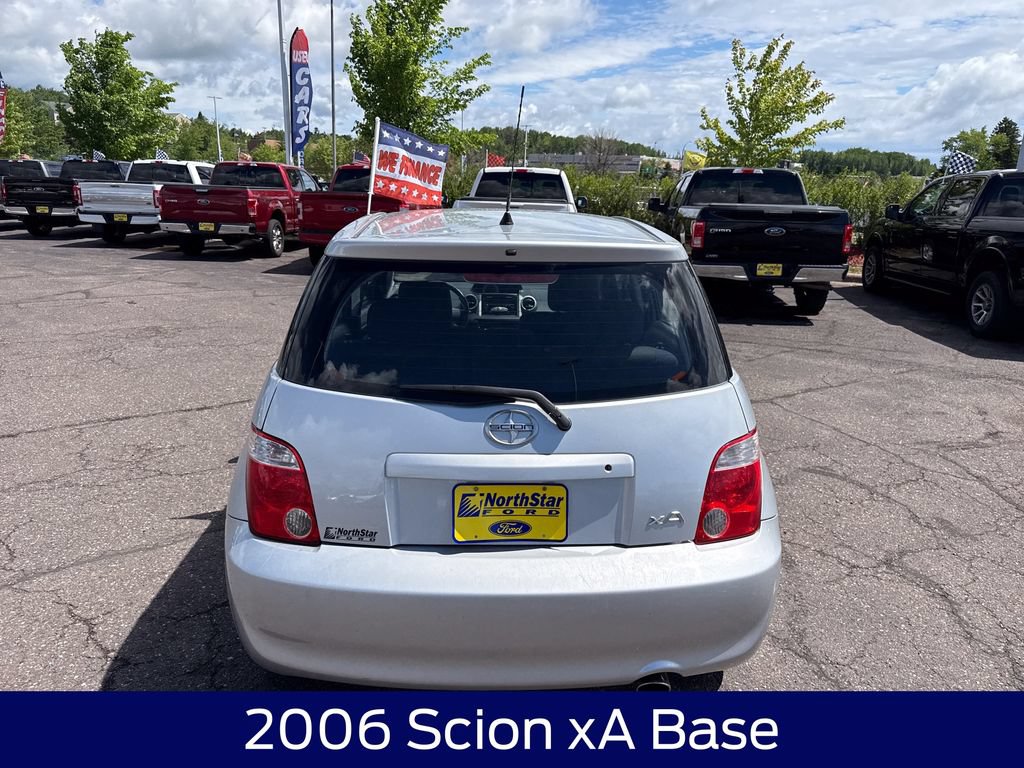 Used 2006 Scion xA FWD image 7