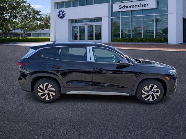 New 2026 Volkswagen Tiguan S FWD image 8