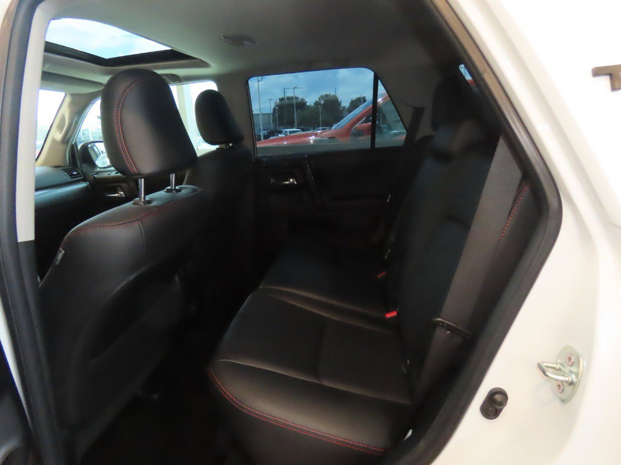 Used 2024 Toyota 4Runner TRD Off-Road Premium w/ Off Road Premium Plus Package AWD/4WD image 14