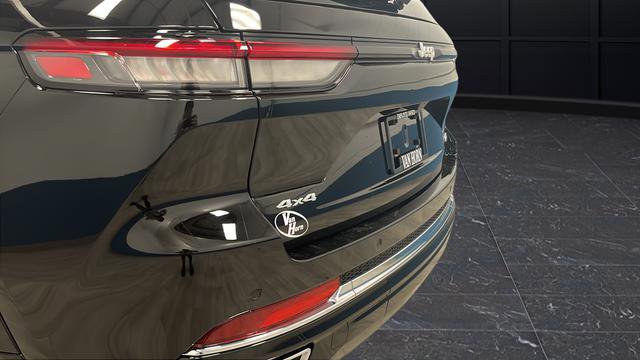 Used 2024 Jeep Grand Cherokee Overland image 38