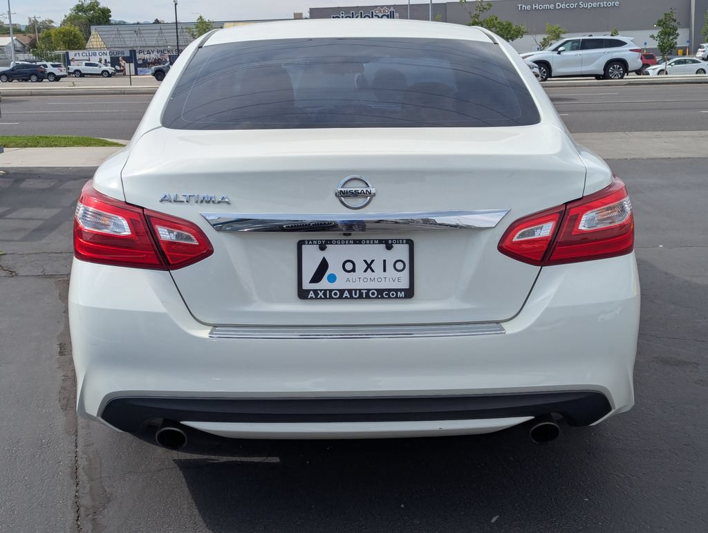 Used 2017 Nissan Altima 2.5 S w/ Power Driver Seat Package FWD image 6