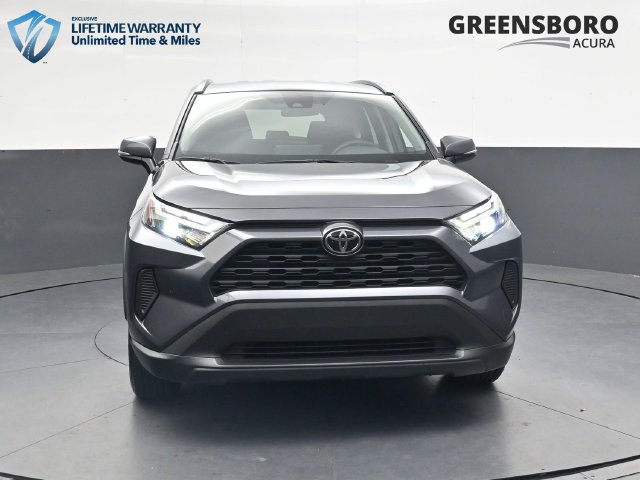 Used 2025 Toyota RAV4 XLE FWD image 12