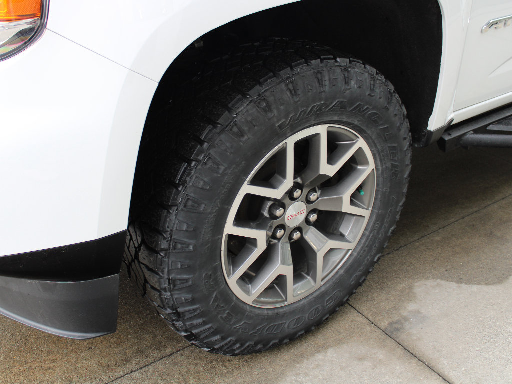 Used 2022 GMC Canyon AT4 w/ Trailering Package image 39