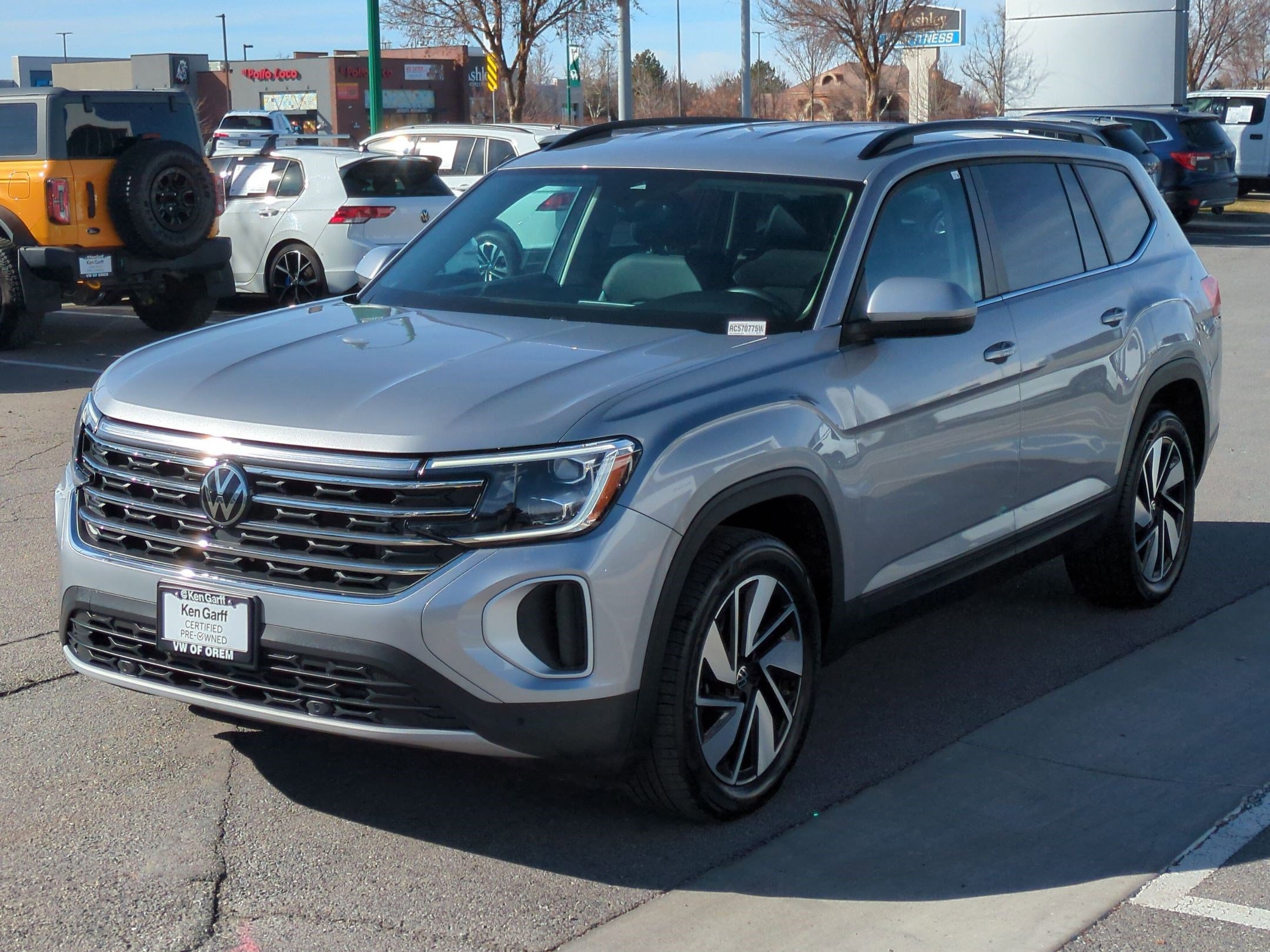 Used 2024 Volkswagen Atlas SE image 11