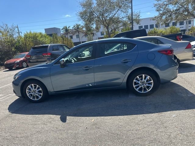 Used 2016 MAZDA MAZDA3 i Touring w/ Popular Equipment Package image 5