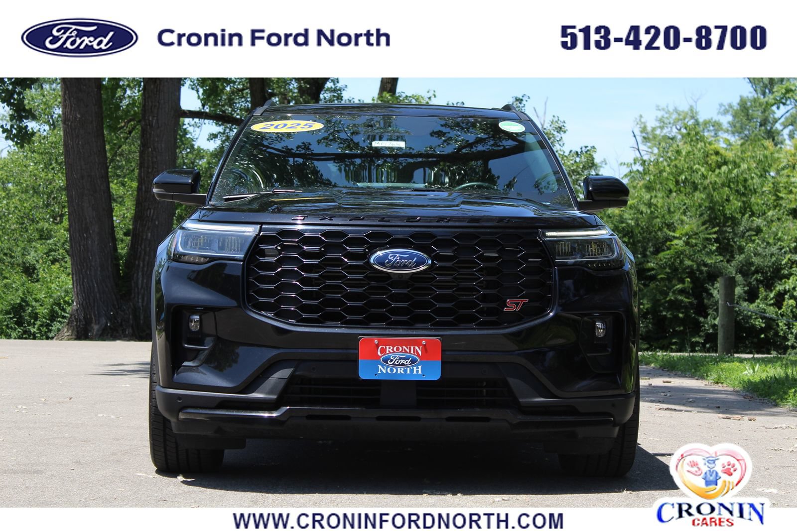 Used 2025 Ford Explorer ST AWD/4WD image 2