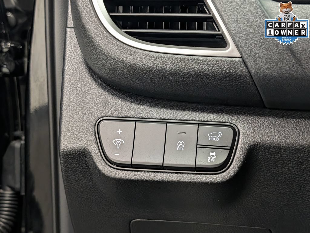 Certified 2025 Kia Seltos EX AWD/4WD image 23