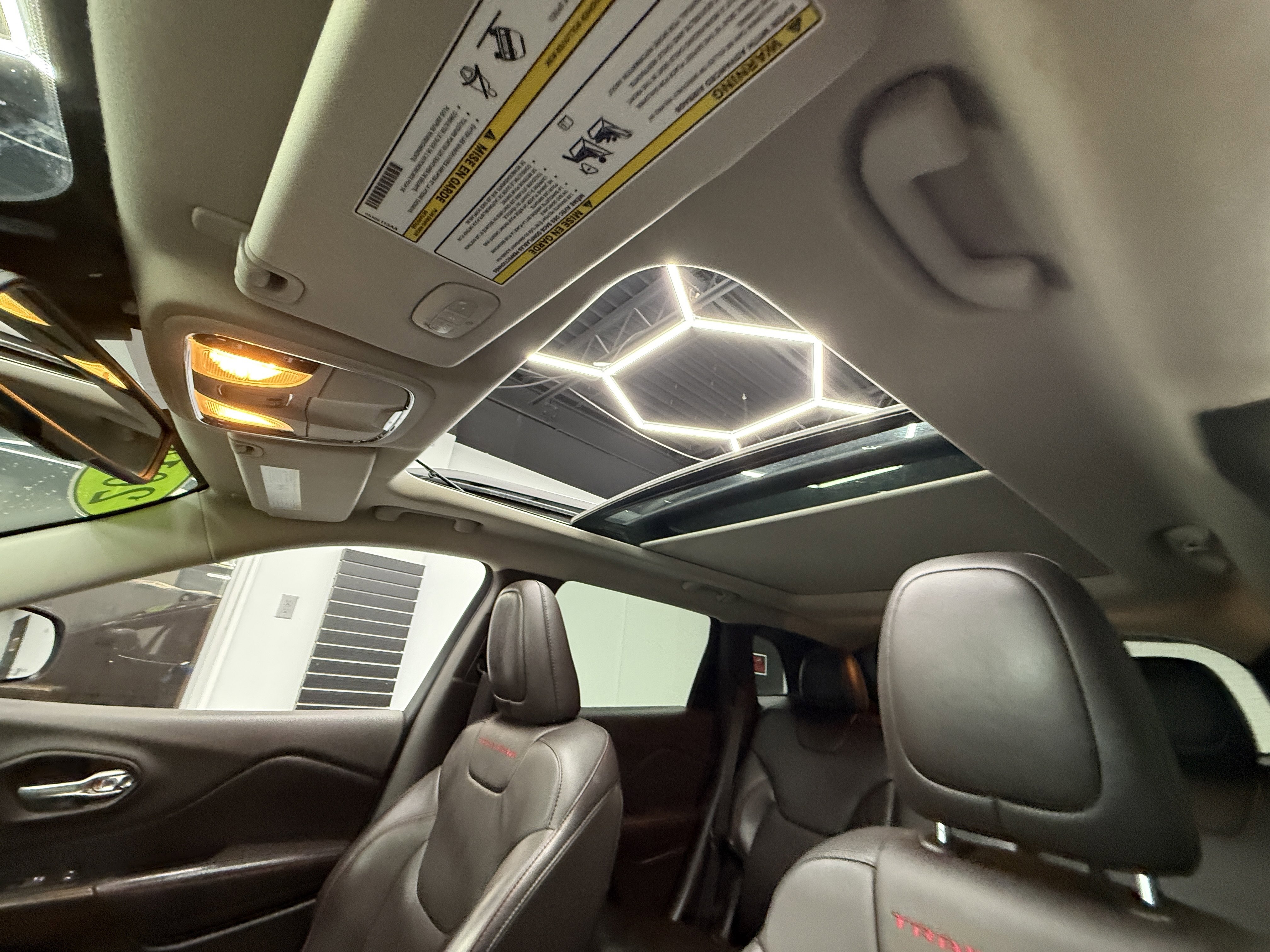 Used 2014 Jeep Cherokee Trailhawk w/ Technology Group image 12