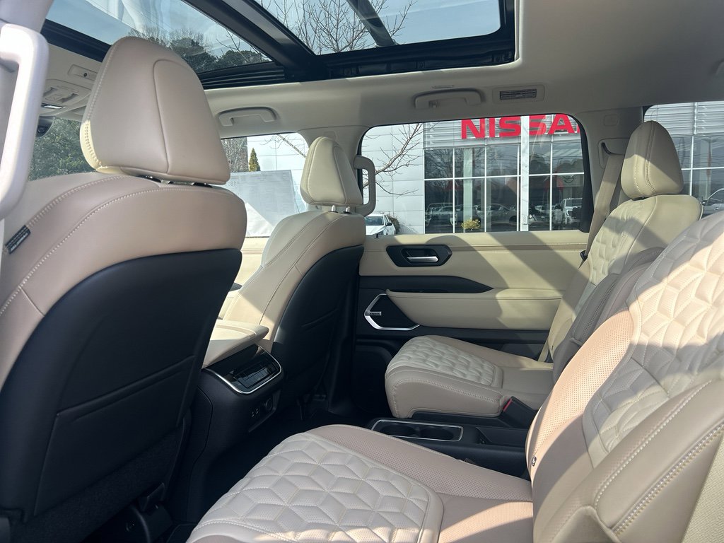 New 2026 Nissan Armada Platinum image 15