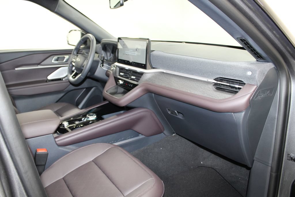 New 2026 Ford Explorer Platinum RWD image 30