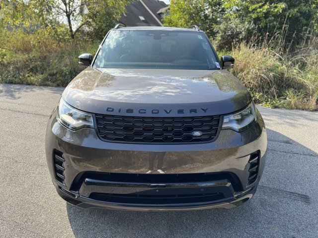 New 2026 Land Rover Discovery Dynamic SE image 3